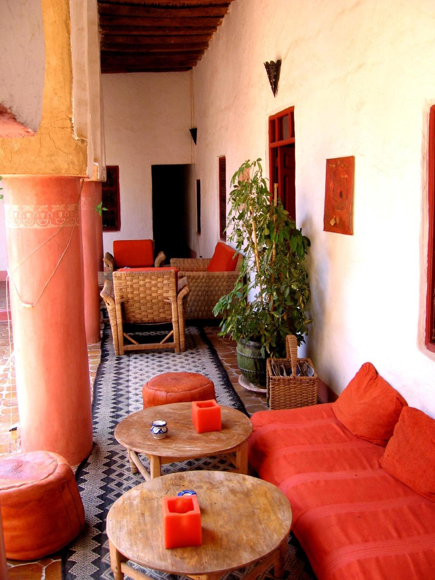 Dar Qamar Riad